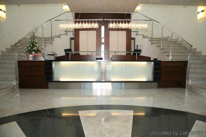 Hotel Parisi Nichelino Wnętrze zdjęcie